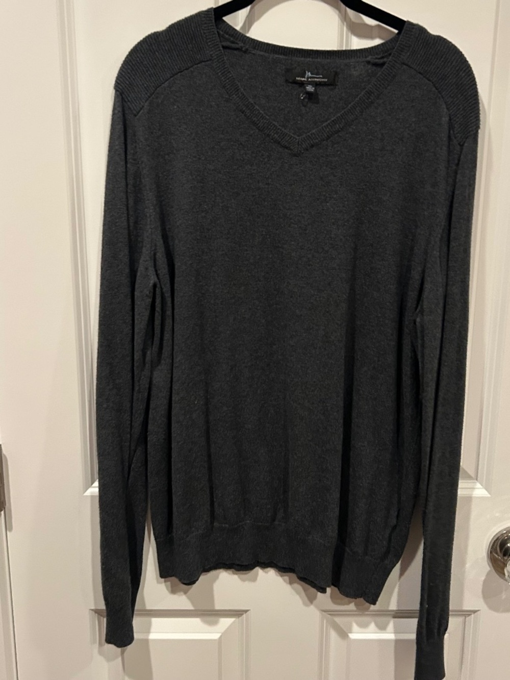 Marc Anthony Mens XL Charcoal Gray Cotton Cashmere V Neck Sweater